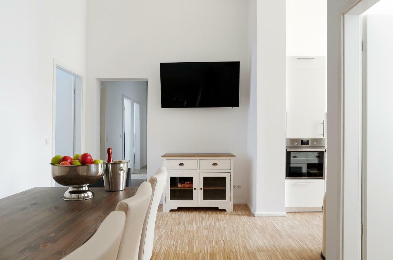 Sc 02 By Rockchair Apartments L Superhost Status L 4 Bedrooms Boxspringbeds 2 Bathrooms Balcony Elevator - Cozy Family & Business Flair Welcomes You! Berlin Luaran gambar